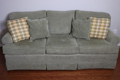 Taylorsville Sofa (See Description)