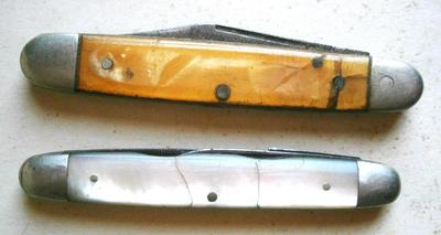 (2) Vintage Pocket knives