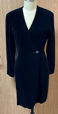 Black velvet Dress size 10 long sleeve v-neck