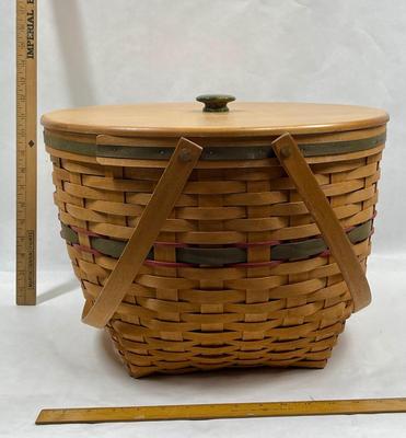 Huge Longaberger Storage Basket with Lid and Plastic Liner