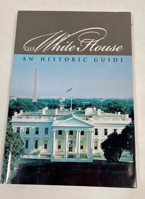 White House - An Historic Guide Soft Cover Book