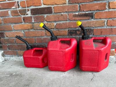 Straight Neck Gas Cans
