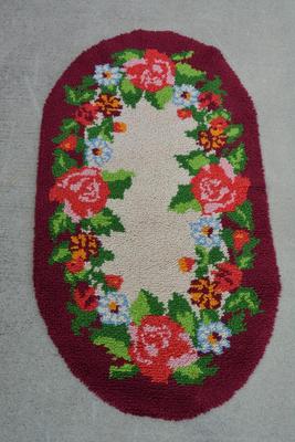 1984 T.W. Lehman Vibrant Floral Oval Hooked Rug 48”x26.5”