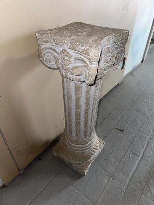 RESIN LIKE PILLAR AND AN UPHOLSTERED TOP STOOL