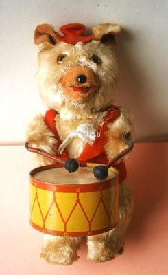 1950's Japanese Wind-Up Drummer Bear