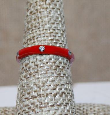 Size 7 RED Enamel Ring with 6 Rhinestones Around the Band (2.3)