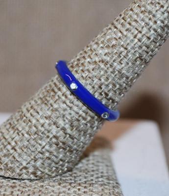 Size 7 ROYAL BLUE Enamel Ring with 6 Rhinestones Around the Band (2.3g)