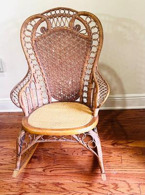 Antique Heywood Bros-Wakefield Rattan & Wicker Rocking Chair Read Measurements