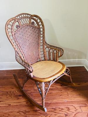 Antique Heywood Bros-Wakefield Rattan & Wicker Rocking Chair Read Measurements