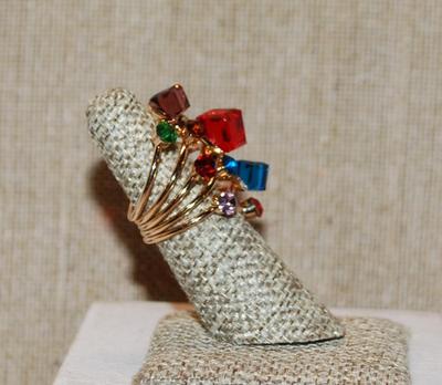 Size 6-7 Multicolor Acrylic Party Style Ring with 12 Assorted Size Baubles on an Expansive Gold Tone Band (8.8g)