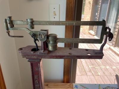 Antique Cast Iron Howe Platform Scale