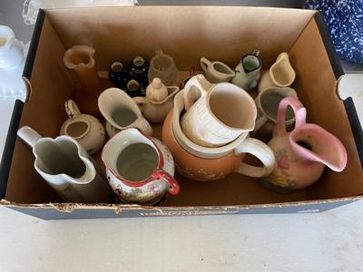 Lot of Vintage Creamers / Pitchers