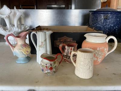 Lot of Vintage Creamers / Pitchers