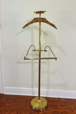Vintage Brass Gentlemen Valet Stand~Read Details