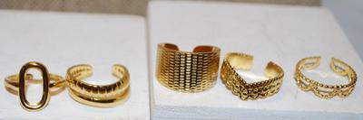 Size 8-9 Assortment of 5 OPEN BAND Gold Tone Rings