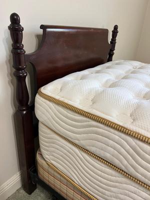 WOODWARD And LOTHROP Solid Wood Twin XL LOT A