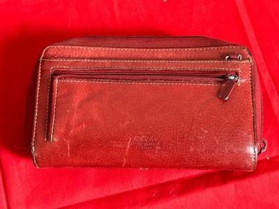 WALLETS, CLUTCH PURSE AND DAY PLANNER