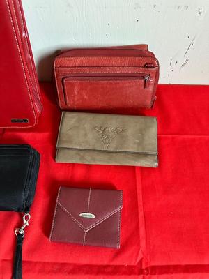 WALLETS, CLUTCH PURSE AND DAY PLANNER