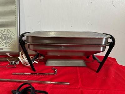 FARBERWARE INDOOR GRILL WITH ROTISSERIE AND WARMING PLATE