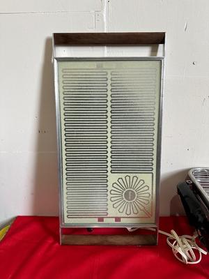 FARBERWARE INDOOR GRILL WITH ROTISSERIE AND WARMING PLATE