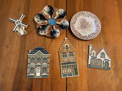 Lot of Rare find Vintage Ceramic plates and decorative items.