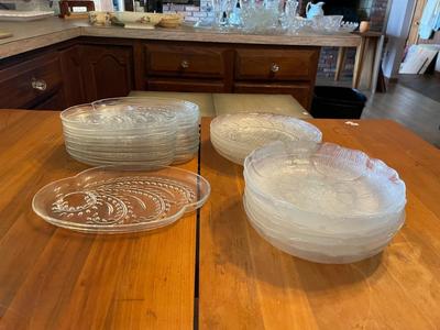 Vintage clear Class / Crystal Plates
