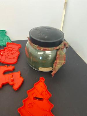 Christmas Cookie Jar, Candle and Cookie Cutters!