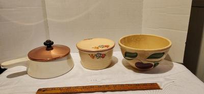 Universal potteries inc cambridge, Watt Pottery