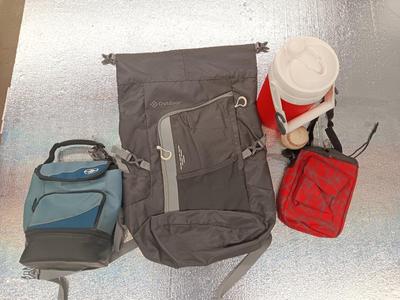 Outdoor day pack with insulated lunch boxes and drink container