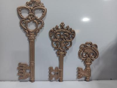 Three Vintage MCM Dart Industries Keys - Wall decor