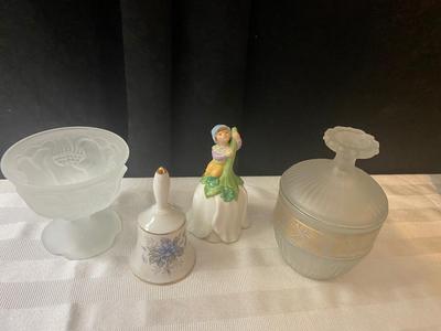 Vintage AVON Bell and Frosted Dishes