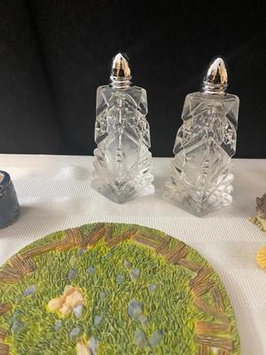 Vermar’s Products Little Pig items, Vintage Tooth pick holder and Salt & Pepper Shakers