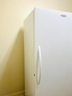 5’ 10 1/2” COMMERCIAL Frigidaire ULTRAFREEZE
