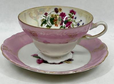 Iridescent Tea Cup & Saucer Floral Pattern with pink border