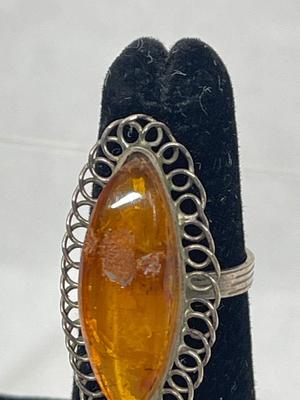 Amber-Colored Stone on 375 9k Gold Ring