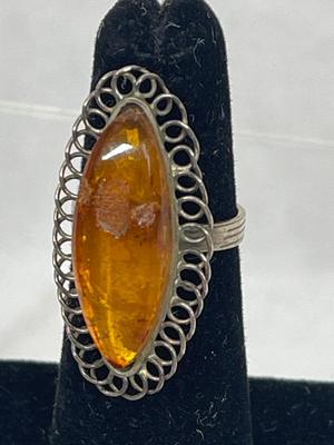 Amber-Colored Stone on 375 9k Gold Ring