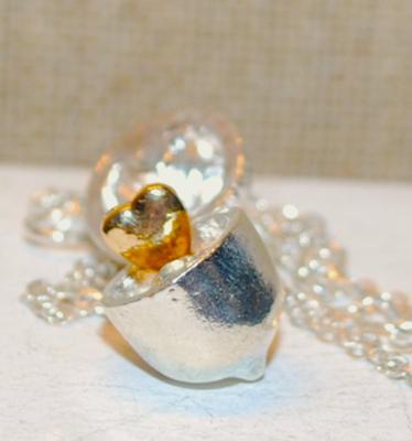 "Gold Heart in the Acorn" PENDANT (1" x ¾") on a Silver Tone Necklace Chain 19" L