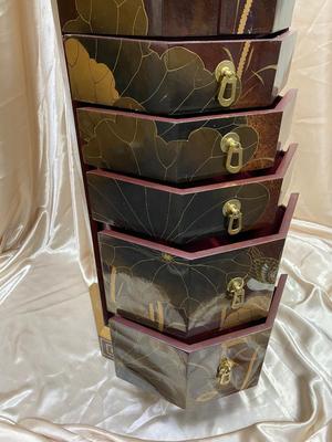 Red Lacquer Jewelry Chest