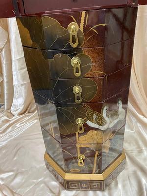Red Lacquer Jewelry Chest