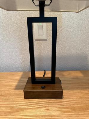 SOLID WOOD NIGHT STAND WITH CABINET PLUS METAL BASE LAMP W/OUTLETS