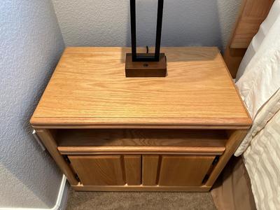 SOLID WOOD NIGHT STAND WITH CABINET PLUS METAL BASE LAMP W/OUTLETS