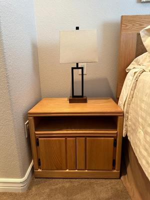 SOLID WOOD NIGHT STAND WITH CABINET PLUS METAL BASE LAMP W/OUTLETS