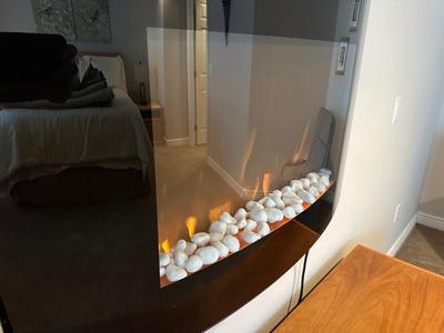 ELECTRIC WALL MOUNTED FIREPLACE HEATER