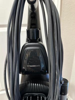 KENMORE ALL FLOORS VACUUM W/DIRT SENSOR AND HEPA FILTRATION PLUS REPLACEMENT BAGS