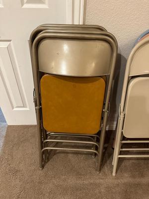 FOLDING CARD TABLE AND 8 CHAIRS