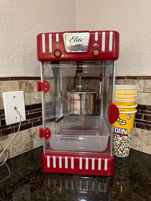 ELITE COUNTERTOP POPCORN MAKER AND CUPS