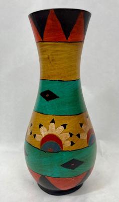 VIntage Native American Indian Vase sign DG 1977 Chickasaw Arts By VQ