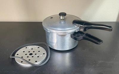 Presto Aluminum Pressure Cooker