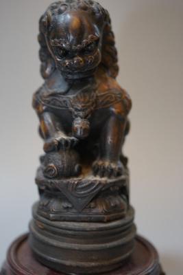 ANTIQUE CARVED WOOD CHINESE FOO LION ON PEDESTAL 8"