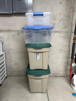 4 STORAGE TOTES